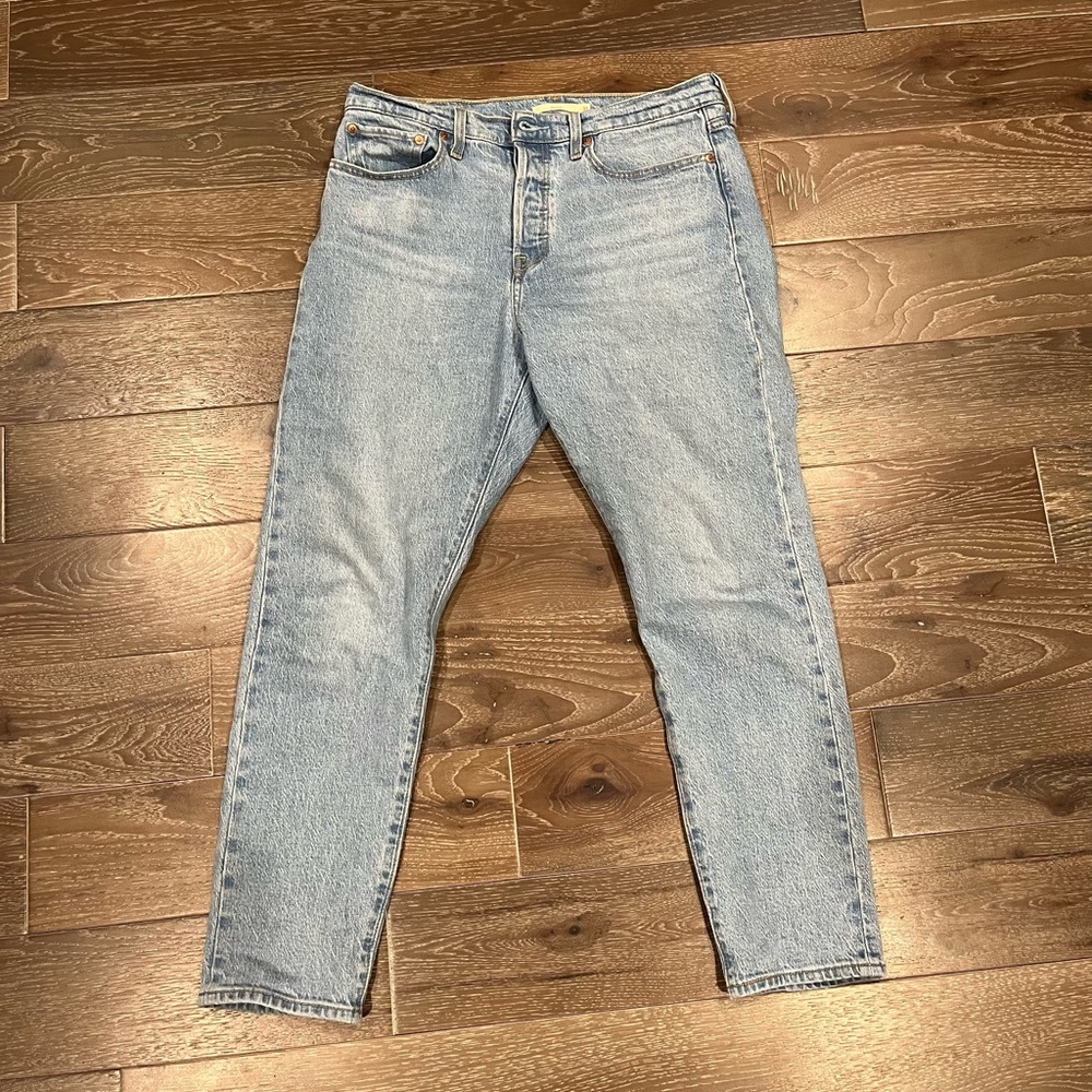 Levi's Premium Wedgie Fit Women's Jeans